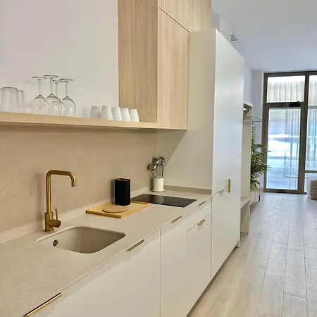 Anelsa Serranos 1 Apartmán *